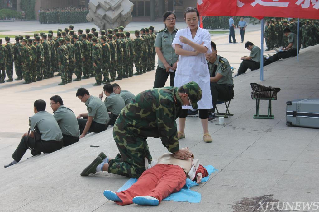 超燃軍訓現場 空襲、毒氣、攻擊、救治真實模擬齊全