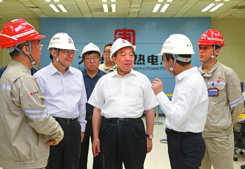 王晨在陜西進行大氣污染防治法執法檢查時強調 抓好大氣污染防治 實現人民群眾藍天白云美好期盼