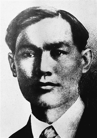 蘇兆征：從海員到工人運(yùn)動(dòng)的杰出領(lǐng)袖（為了民族復(fù)興·英雄烈士譜）