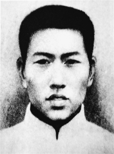 何昆：奮戰不顧身 忠黨愛人民（為了民族復興·英雄烈士譜）