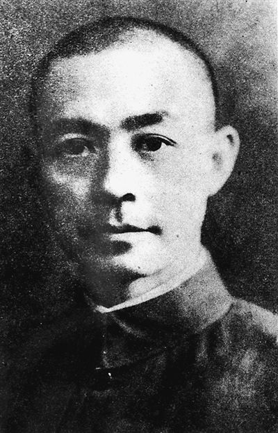 張自忠：力戰(zhàn)而死無愧民族（為了民族復(fù)興·英雄烈士譜）