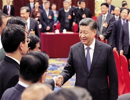 習近平看望參加政協會議的文藝界社科界委員